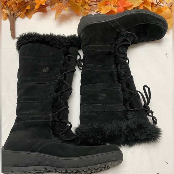 💕⬇️ $39.00 💕⬇️. EUC Black Suede Fur Lined Winter Boots. Size 7. - Picture 10 of 13